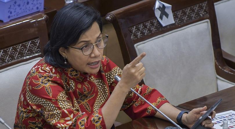 Menkeu Sri Mulyani mengikuti rapat kerja dengan Komisi XI DPR di Kompleks Parlemen, Senayan, Jakarta